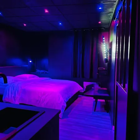 Dirty Diana Bed & Breakfast